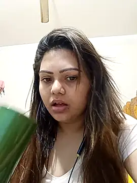 blue-berry07 online show from November 29, 2025, 10:15 am