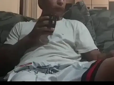 Snapshot of crow07xx chatting on February 2, 2025, 6:09 pm crow07xx online show from February 2, 2025, 6:09 pm