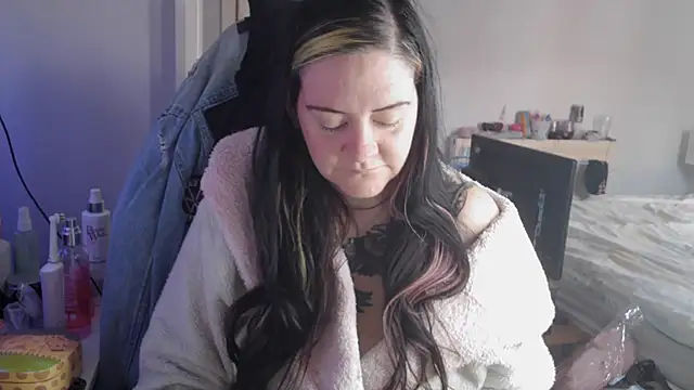 Snapshot of AureliaXOX chatting on September 24, 2025, 8:21 am AureliaXOX online show from September 24, 2025, 8:21 am