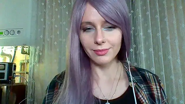 LuminousLady online show from February 16, 2025, 10:33 pm