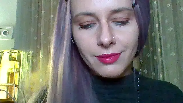 LuminousLady online show from March 10, 2025, 9:29 pm