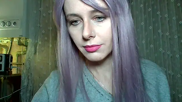 LuminousLady online show from February 22, 2025, 5:46 pm