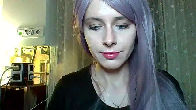 LuminousLady online show from March 6, 2025, 8:59 pm
