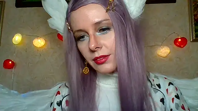 LuminousLady online show from February 14, 2025, 8:05 pm