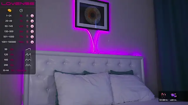 Snapshot of LeaCox_ chatting on October 8, 2025, 8:05 am LeaCox  online show from October 8, 2025, 8:05 am