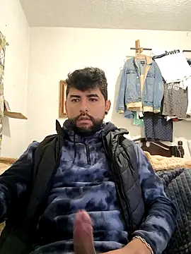 Snapshot of dickman10 chatting on December 22, 2025, 2:06 pm dickman10 online show from December 22, 2025, 2:06 pm