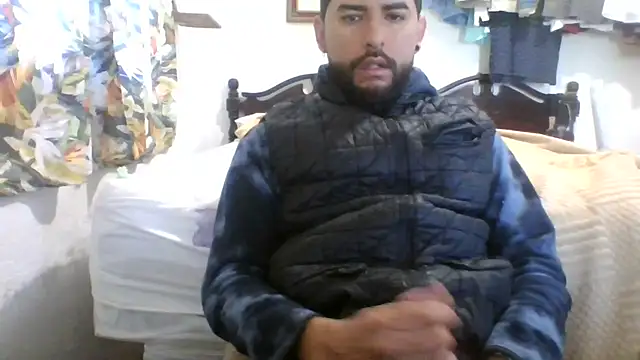 Snapshot of dickman10 chatting on December 19, 2025, 2:52 pm dickman10 online show from December 19, 2025, 2:52 pm