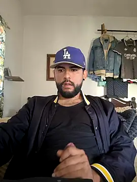 Snapshot of dickman10 chatting on December 16, 2025, 2:21 pm dickman10 online show from December 16, 2025, 2:21 pm