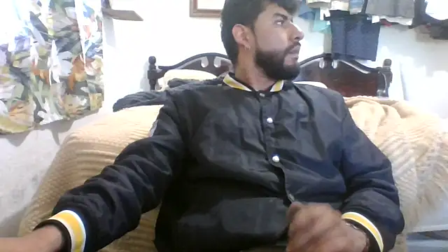 Snapshot of dickman10 chatting on December 18, 2025, 2:21 pm dickman10 online show from December 18, 2025, 2:21 pm