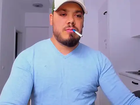 Snapshot of ZackMasterss chatting on October 11, 2025, 10:44 pm ZackMasterss online show from October 11, 2025, 10:44 pm