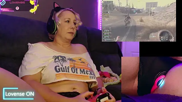 Snapshot of Trixiekittycutie chatting on September 29, 2025, 1:23 am Trixiekittycutie online show from September 29, 2025, 1:23 am