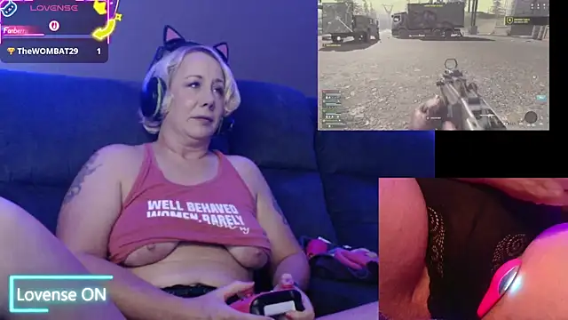 Trixiekittycutie online show from September 13, 2025, 1:38 am