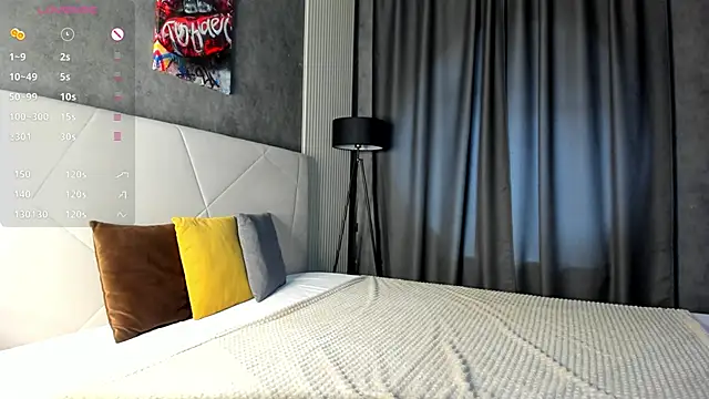 Snapshot of Amely_Li1 chatting on September 26, 2025, 8:32 am Amely Li1 online show from September 26, 2025, 8:32 am