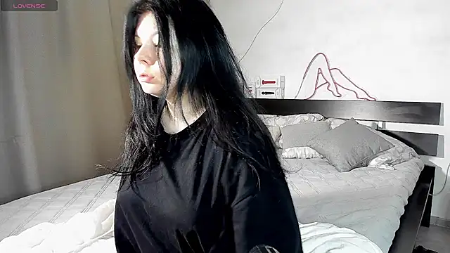 Amely Li1 online show from February 22, 2025, 1:11 am