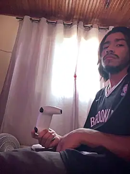 Mineirinho043 online show from April 13, 2026, 2:21 pm