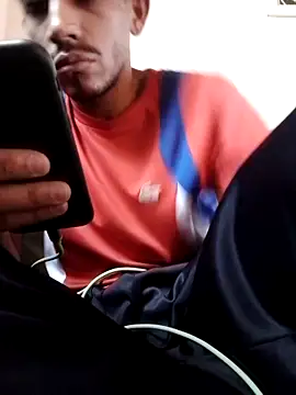 Snapshot of Mineirinho043 chatting on March 14, 2025, 2:08 pm Mineirinho043 online show from March 14, 2025, 2:08 pm