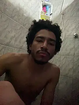 Snapshot of Mineirinho043 chatting on October 12, 2025, 4:47 am Mineirinho043 online show from October 12, 2025, 4:47 am