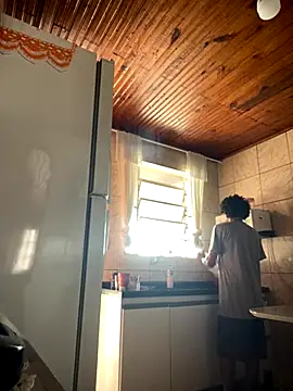 Snapshot of Mineirinho043 chatting on October 31, 2025, 12:46 pm Mineirinho043 online show from October 31, 2025, 12:46 pm