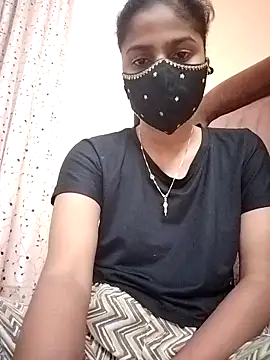 fuungirl38 online show from November 24, 2025, 6:08 pm