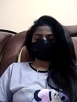 fuungirl38 online show from March 5, 2026, 4:25 pm