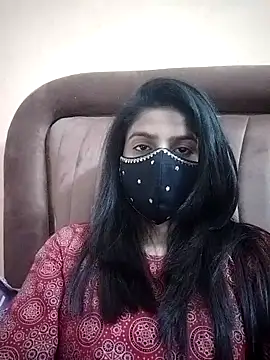 fuungirl38 online show from April 18, 2026, 4:53 pm