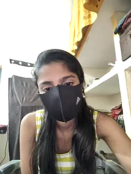 fuungirl38 online show from February 17, 2025, 8:27 pm