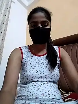 fuungirl38 online show from April 8, 2026, 3:13 pm