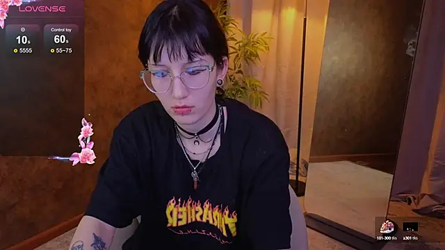 lissaros online show from March 13, 2025, 11:19 am