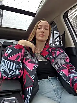 Snapshot of Pussy_Drive03 chatting on October 7, 2025, 5:30 am Pussy Drive03 online show from October 7, 2025, 5:30 am