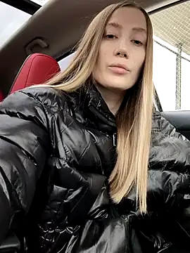 Snapshot of Pussy_Drive03 chatting on October 2, 2025, 5:33 am Pussy Drive03 online show from October 2, 2025, 5:33 am