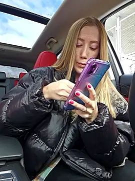 Snapshot of Pussy_Drive03 chatting on October 13, 2025, 5:20 am Pussy Drive03 online show from October 13, 2025, 5:20 am