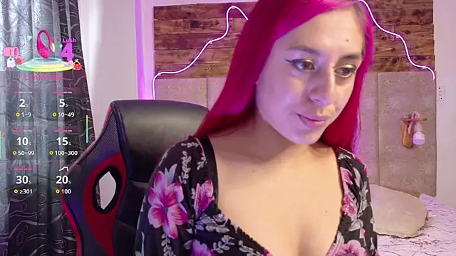 Snapshot of Alektra_bryce chatting on October 19, 2025, 7:38 pm Alektra bryce online show from October 19, 2025, 7:38 pm