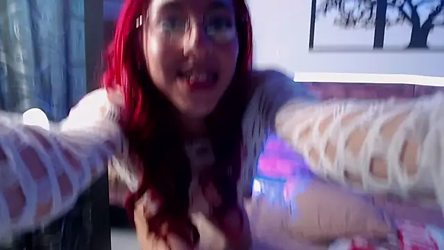 Snapshot of Alektra_bryce chatting on March 12, 2025, 10:28 pm Alektra bryce online show from March 12, 2025, 10:28 pm