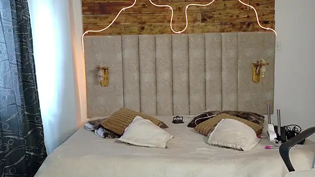 Snapshot of Alektra_bryce chatting on September 9, 2025, 8:07 pm Alektra bryce online show from September 9, 2025, 8:07 pm