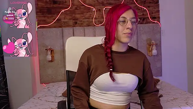 Snapshot of Alektra_bryce chatting on October 8, 2025, 7:36 pm Alektra bryce online show from October 8, 2025, 7:36 pm