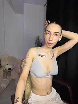 Celine Roxelle online show from March 30, 2026, 8:54 pm