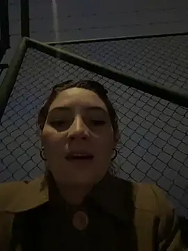 Snapshot of Maggie_Geller chatting on October 27, 2025, 11:05 pm Maggie Geller online show from October 27, 2025, 11:05 pm