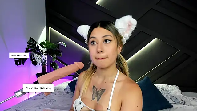 Snapshot of cloe_palmer chatting on February 11, 2025, 8:42 pm cloe palmer online show from February 11, 2025, 8:42 pm