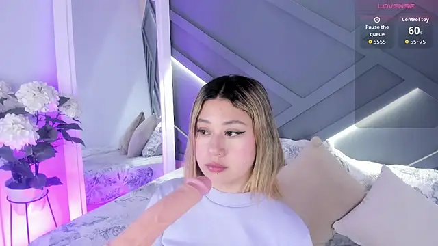 cloe palmer online show from December 17, 2025, 9:03 am