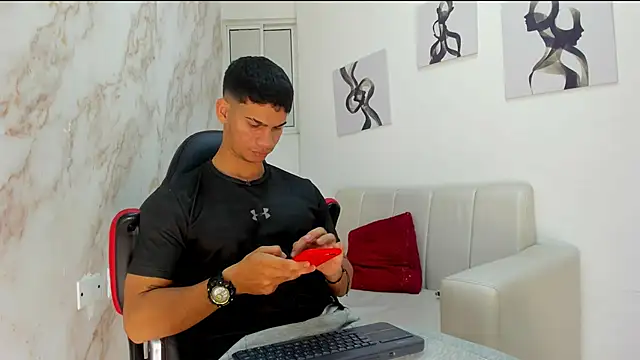 Snapshot of ANDRES_STUD chatting on October 18, 2025, 4:25 am ANDRES STUD online show from October 18, 2025, 4:25 am