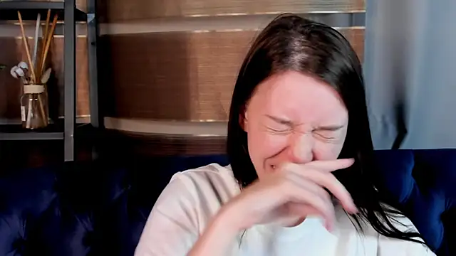 ErlinaBrabazon online show from February 5, 2025, 8:11 am