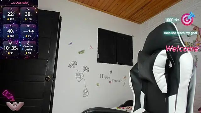 Snapshot of alisson_hoffman05 chatting on October 17, 2025, 1:35 pm alisson hoffman05 online show from October 17, 2025, 1:35 pm