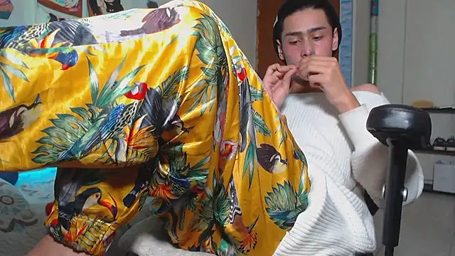 Snapshot of steve__gray chatting on November 13, 2025, 3:10 am steve gray online show from November 13, 2025, 3:10 am