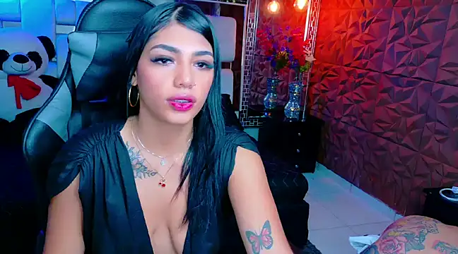 Natha and Sophia online show from March 13, 2025, 12:56 pm