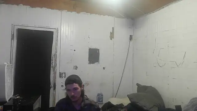 Snapshot of nuttyking2022 chatting on October 13, 2025, 4:36 am nuttyking2022 online show from October 13, 2025, 4:36 am