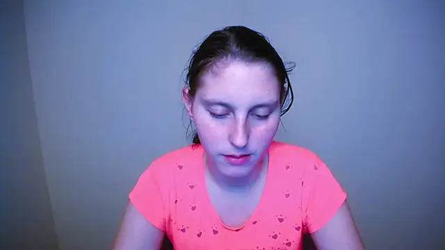 AdrianaRich  online show from March 5, 2025, 11:38 am
