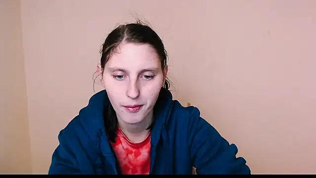 AdrianaRich  online show from February 13, 2025, 7:56 am