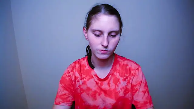 AdrianaRich  online show from March 3, 2025, 7:24 am