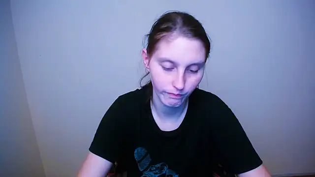 AdrianaRich  online show from March 4, 2025, 10:57 am
