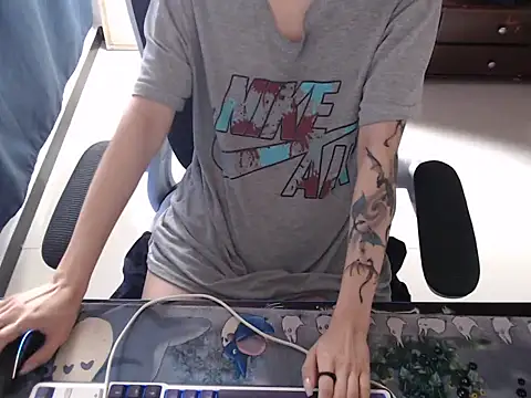 Snapshot of nian_2024 chatting on January 15, 2026, 4:32 pm nian 2024 online show from January 15, 2026, 4:32 pm